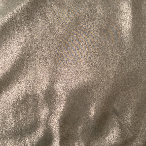 Aritzia babaton small tank - Picture 8 of 10